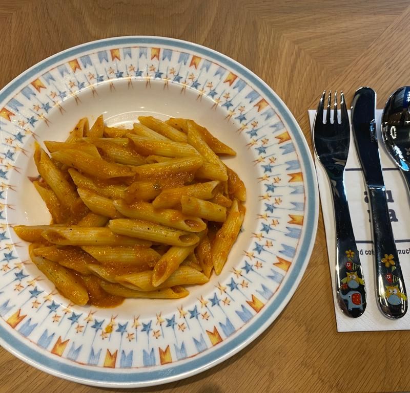 JR. DOMATES SOSLU MAKARNA