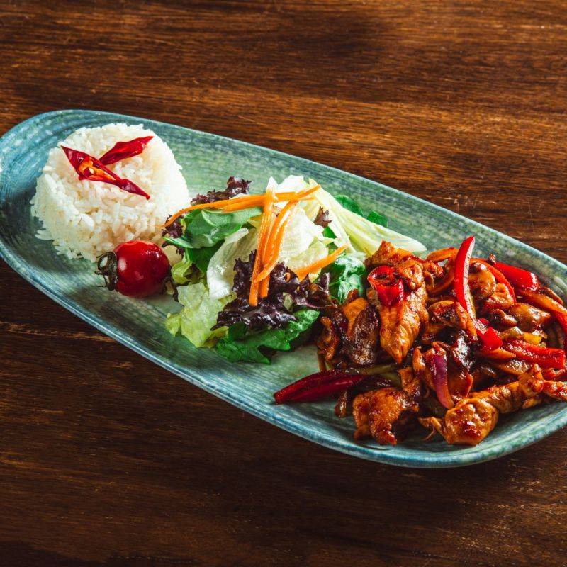 BARBEKÜ SOSLU TAVUK