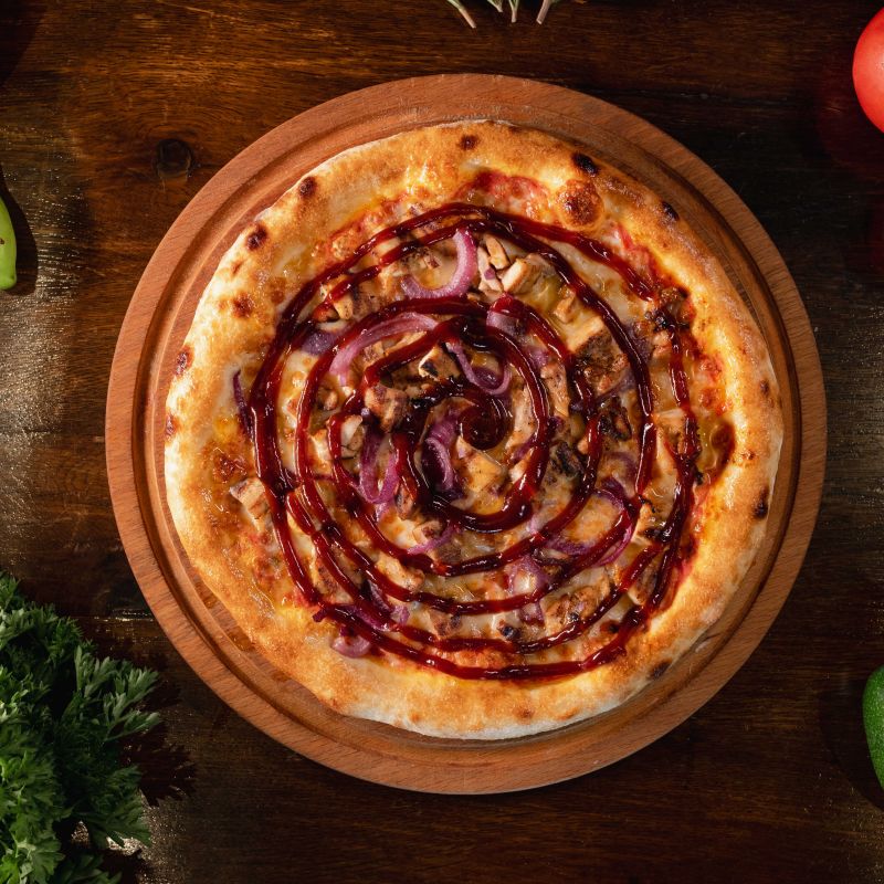 TAVUKLU BARBEKÜ PİZZA
