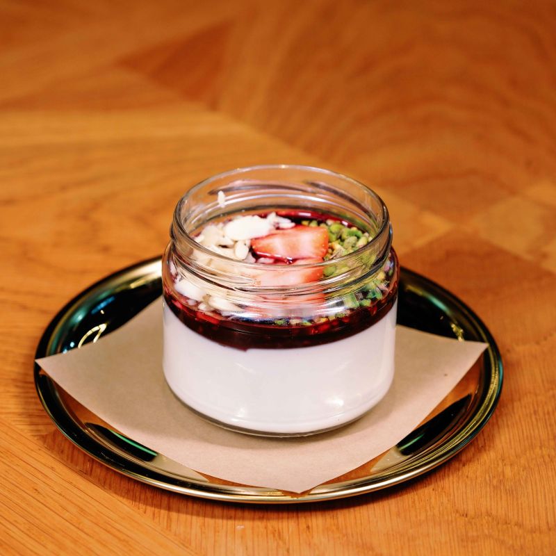 Kırmızı Orman Meyveli Panna Cotta